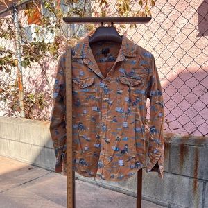 Obey Medium Shirt Size Medium with Dog Print